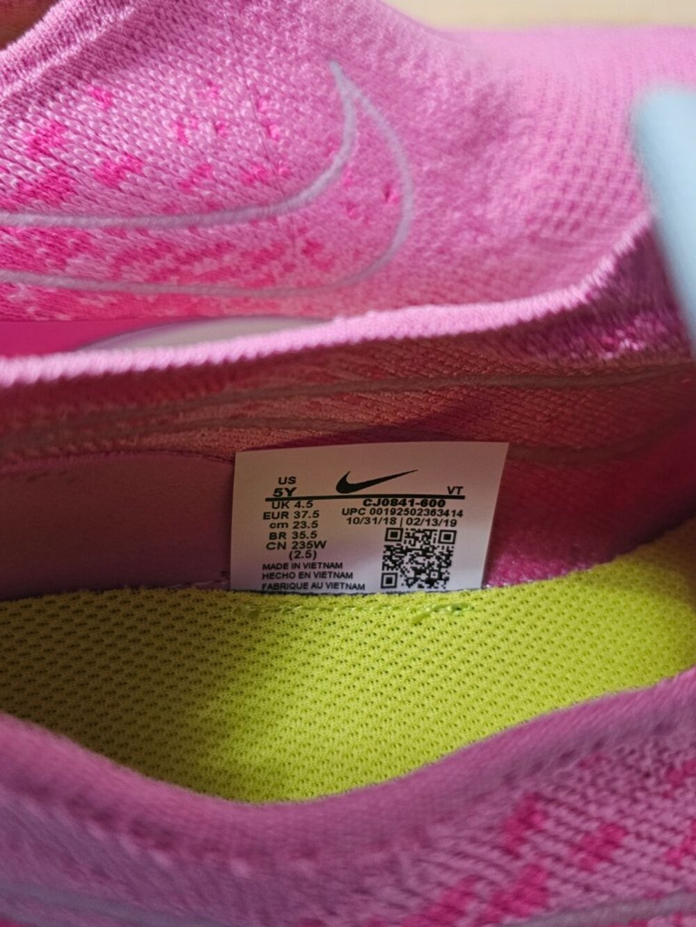 NEW Nike Epic Phantom React Flyknit GS Psychic Pink Volt Blue CJ0841-600 Size6.5 - Picture 7 of 7